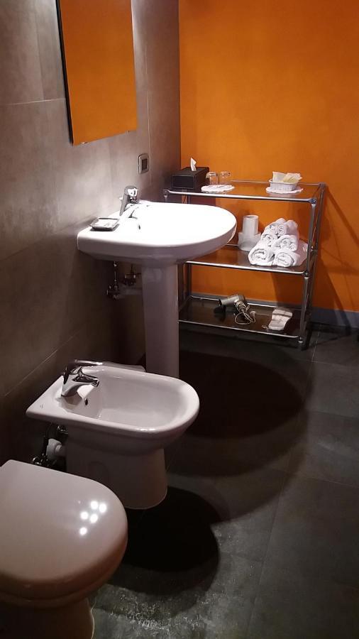 Appartamento Casa Maria Teresa Cannero Riviera Esterno foto