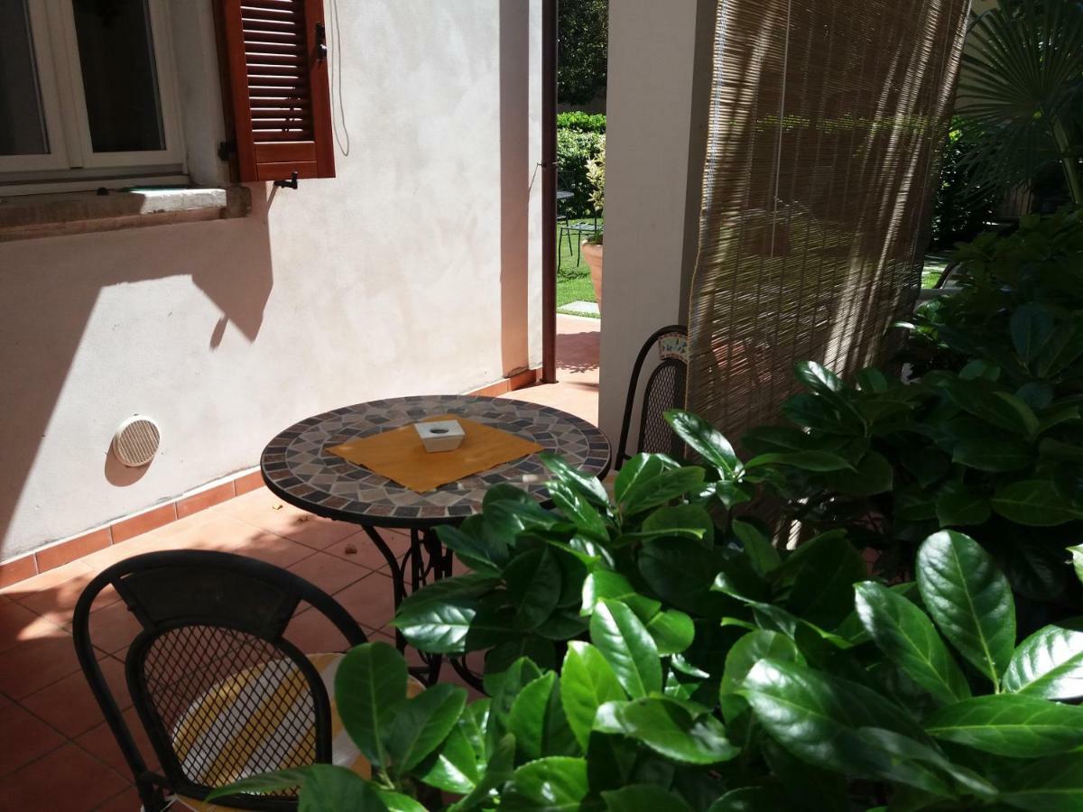 Appartamento Casa Maria Teresa Cannero Riviera Esterno foto