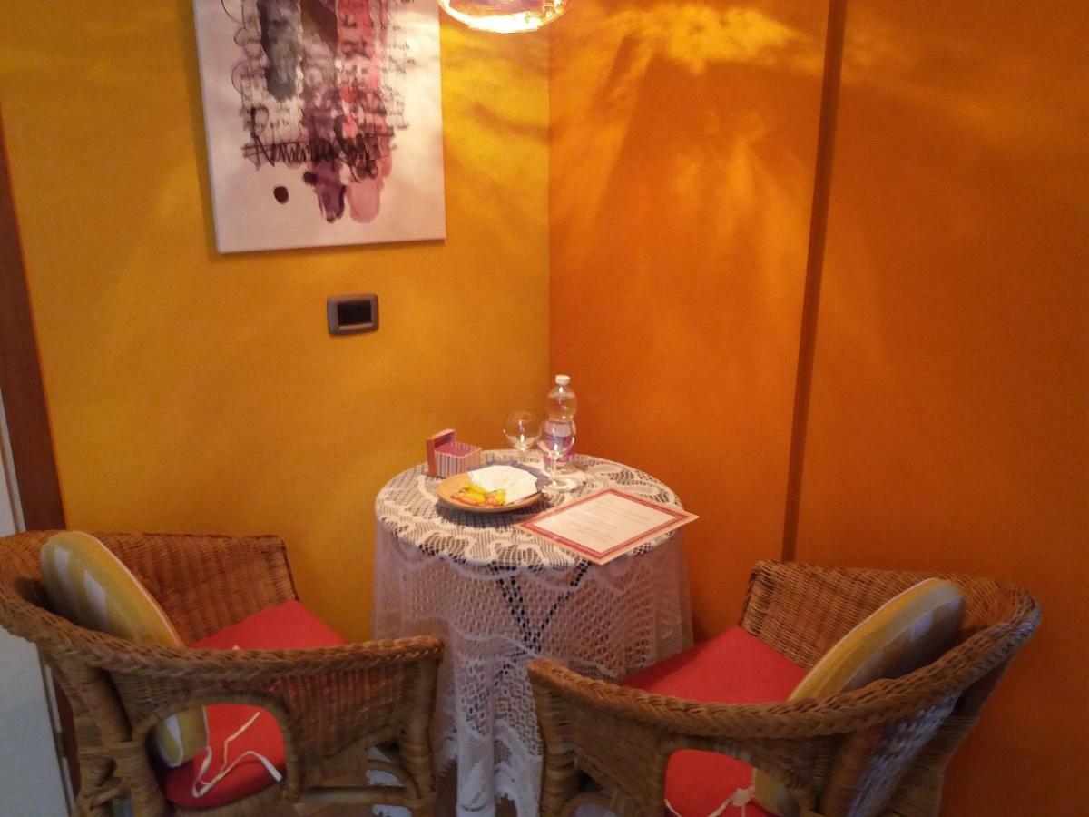 Appartamento Casa Maria Teresa Cannero Riviera Esterno foto